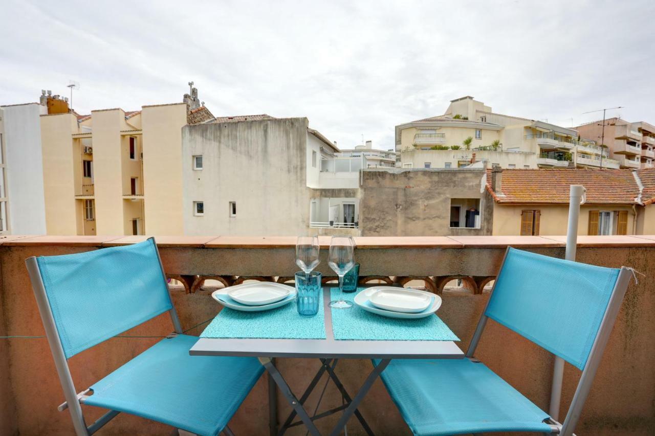 L'Amandine ,45 M2 Terrasse Et Garage Centre Ville Saint-Raphaël Dış mekan fotoğraf