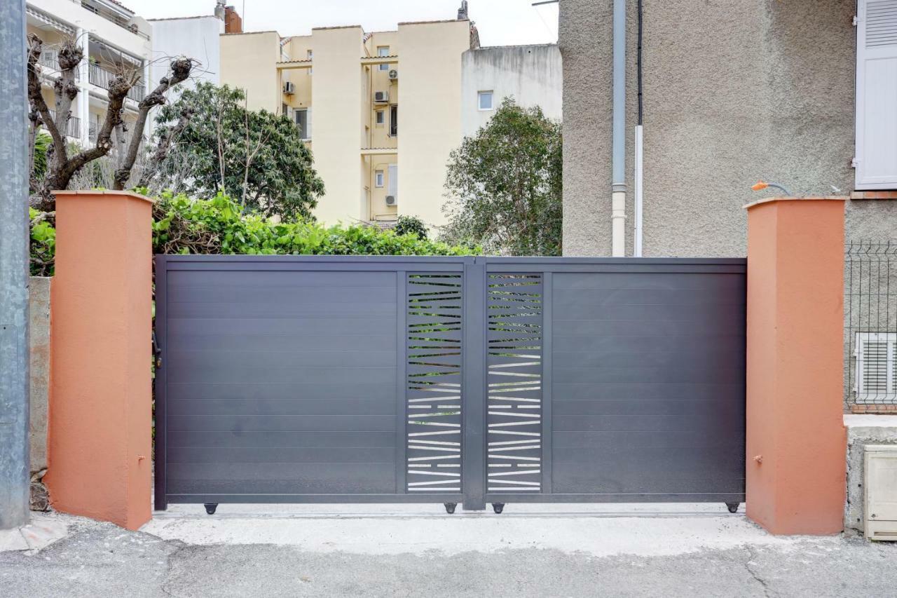 L'Amandine ,45 M2 Terrasse Et Garage Centre Ville Saint-Raphaël Dış mekan fotoğraf
